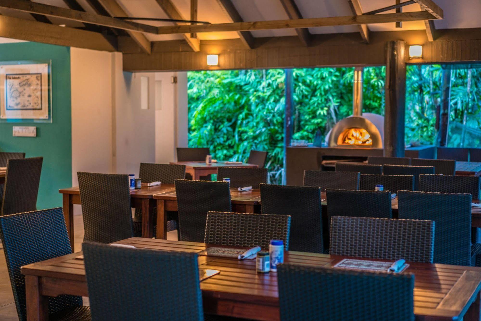 Ultiqa Fiji Palms Beach Resort Пасифик Харбър Екстериор снимка
